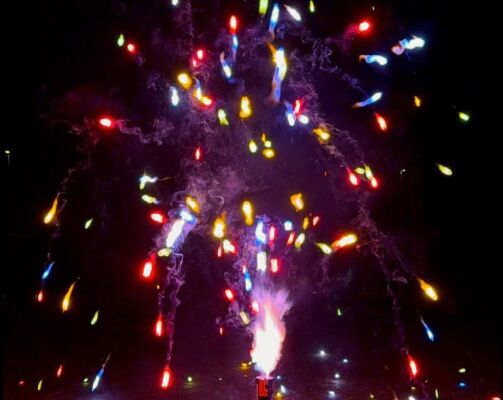 Überraschend: Fontäne wird es am Ende zu bunt - Neuheit 2026: Überraschungsfontäne von Pyroland