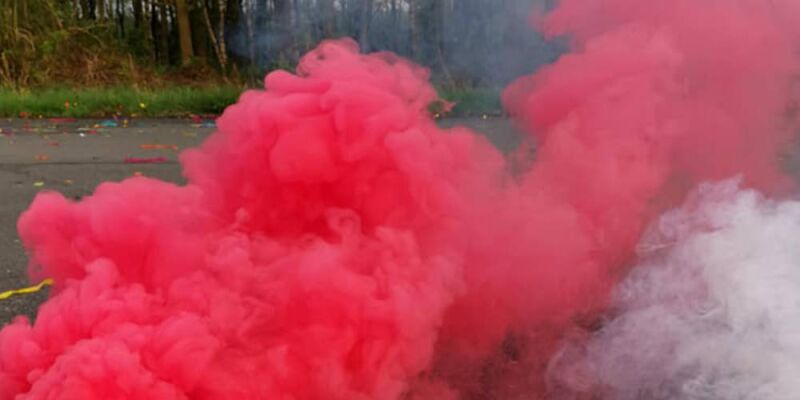 Fußball-Wochenende: Für den Rauch sorgen wir! - Fußball-Wochenende: Für den Rauch sorgen wir!