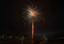 Glow & Snow 16-Schuss-Feuerwerk-Batterie